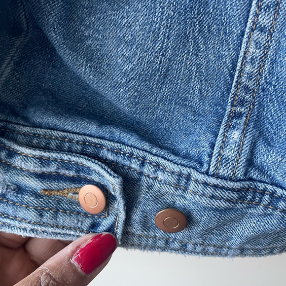 GAP Light Blue Denim Jacket - Picture 5 of 7